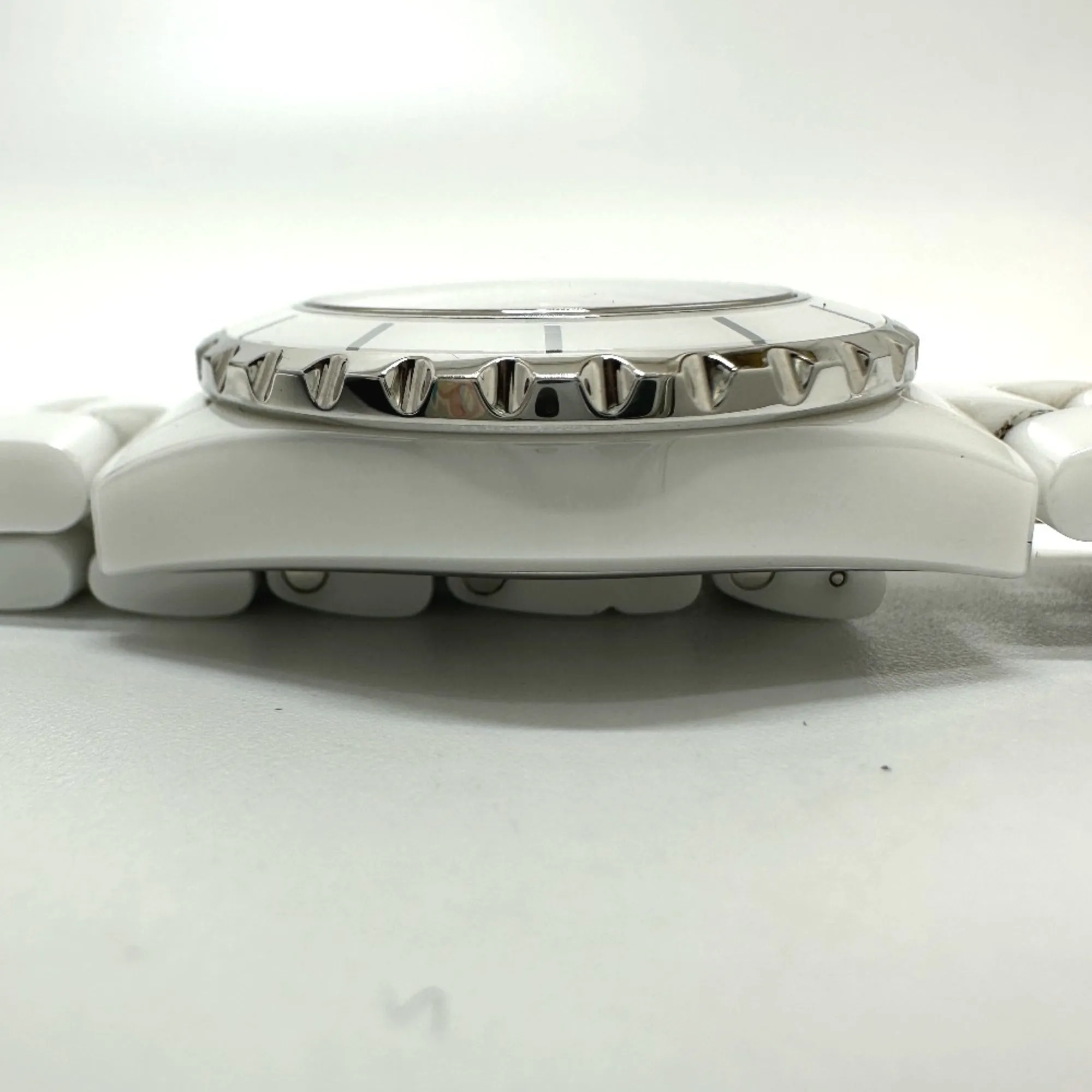Chanel H4863 quartz Wristwatch White