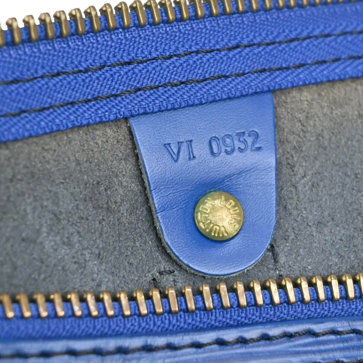 Louis Vuitton Keepall 50  Leather Handbag