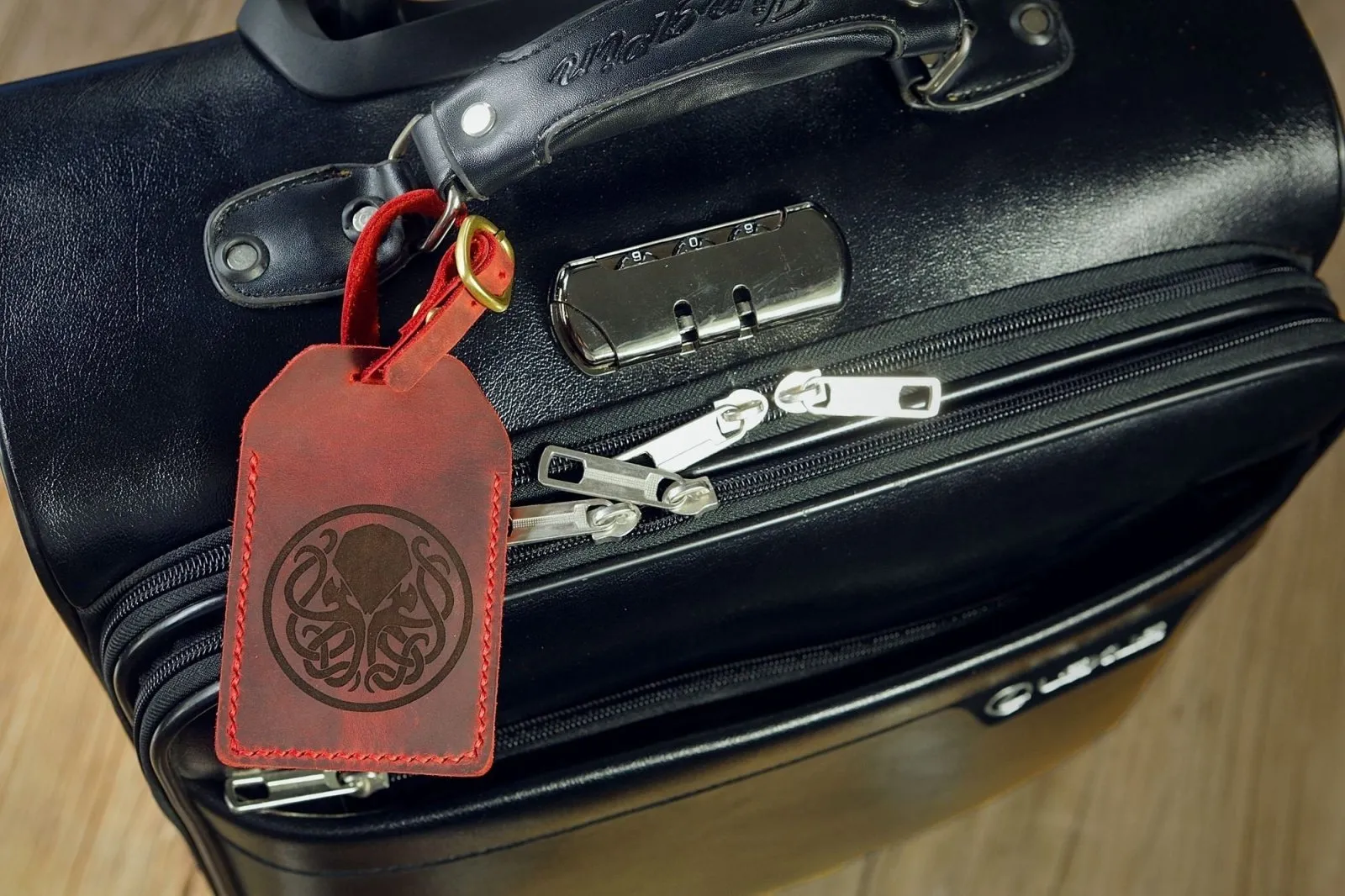 Personalized engraved luggage tags custom leather luggage tags