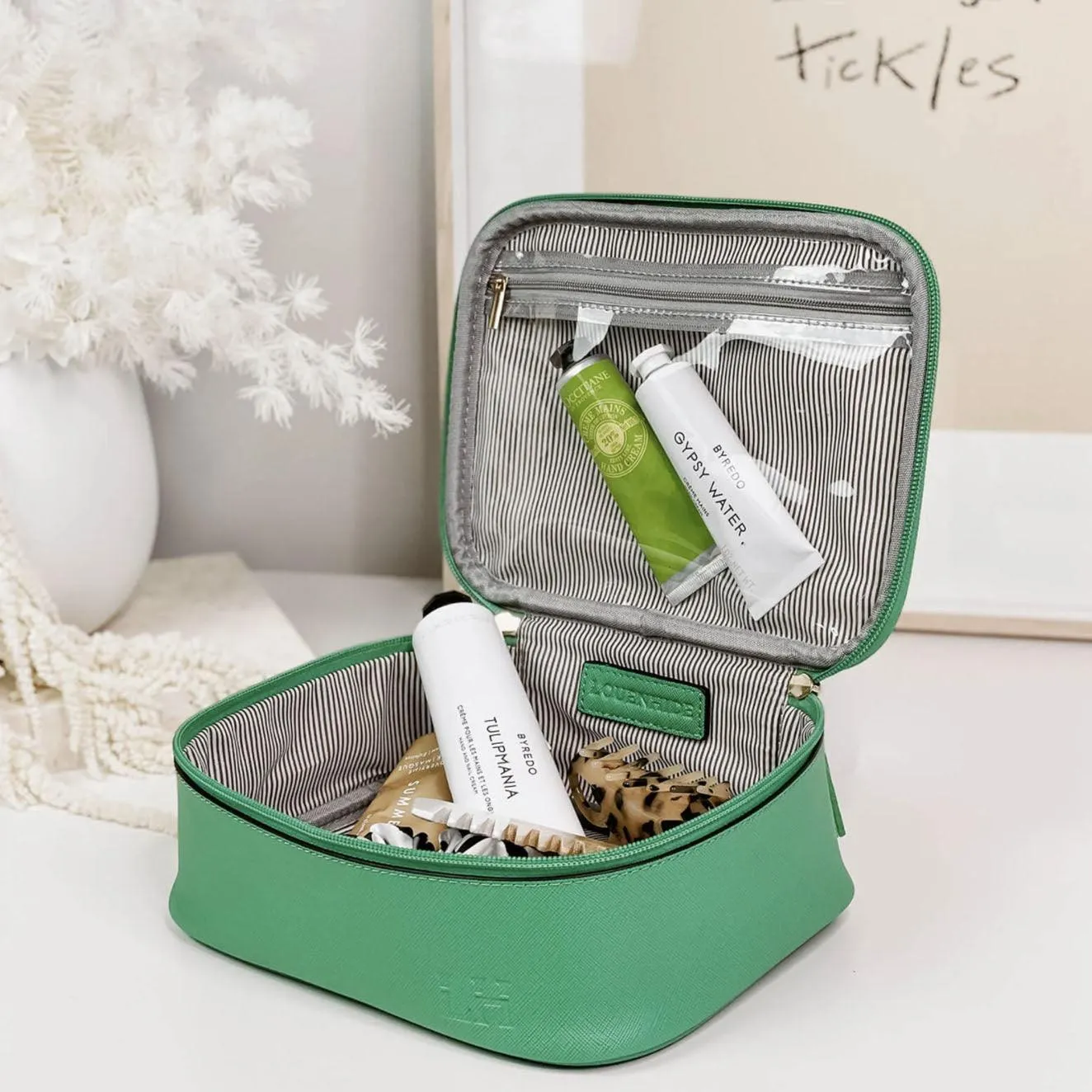 Priscilla Cosmetic Case | Spearmint